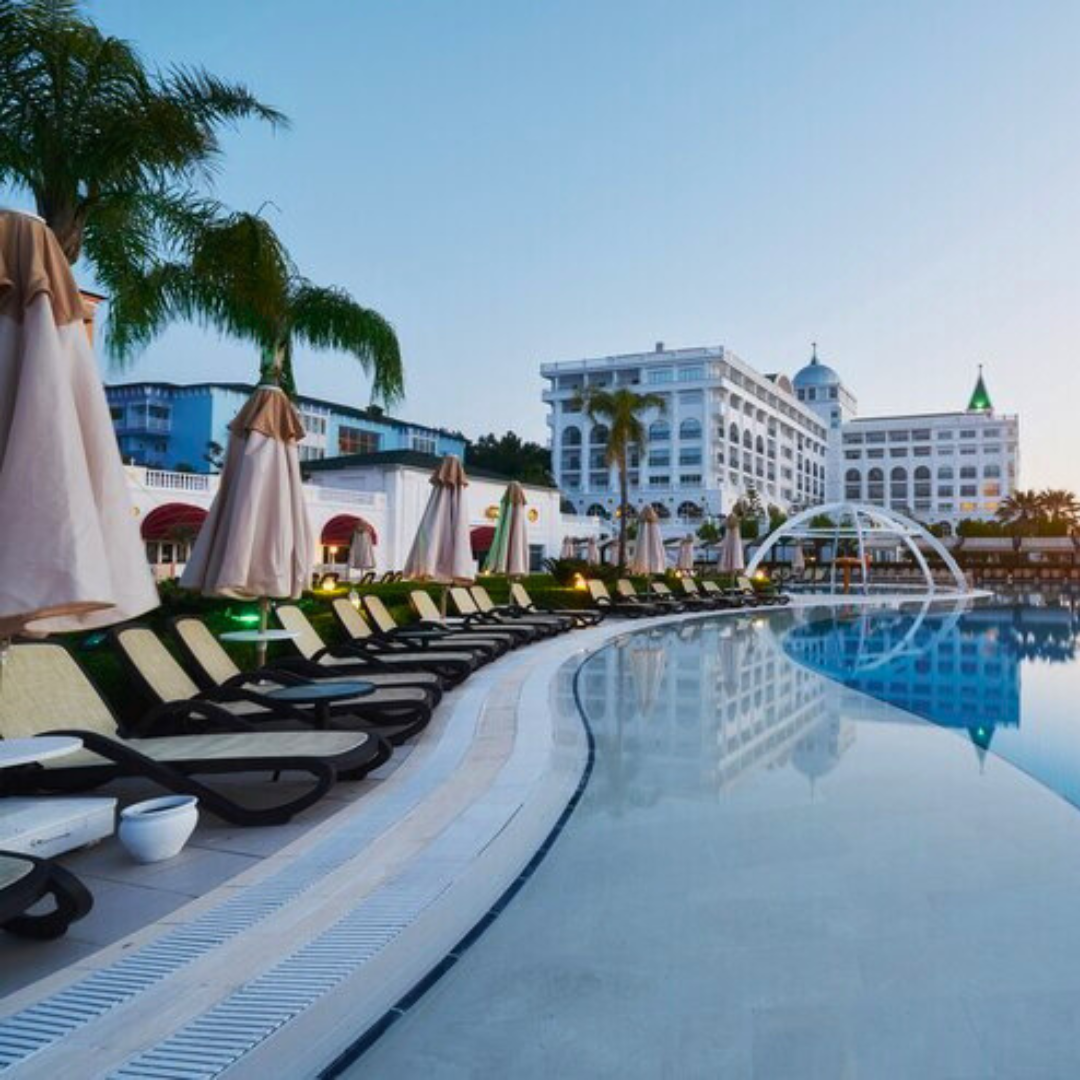9.Hotels